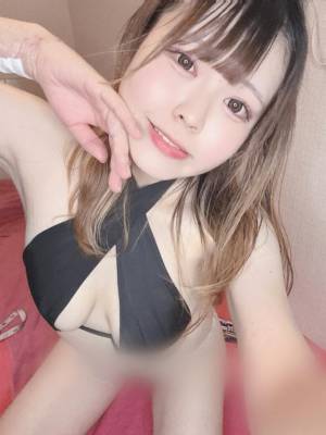 うい 23歳