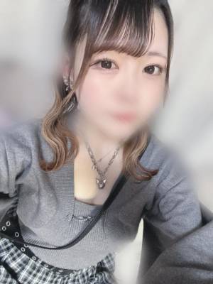 うい 23歳