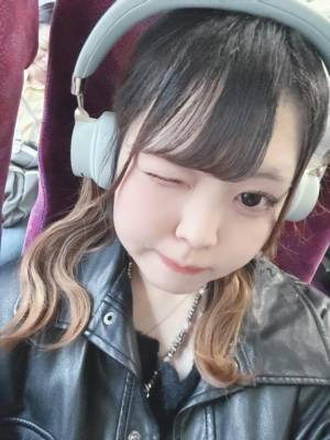 うい 23歳