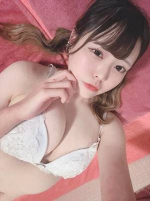 うい 23歳