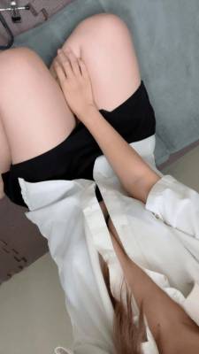 西原りょうか 27歳