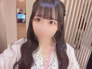 りこ 20歳