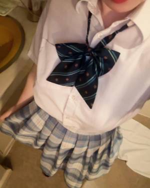 しずく 22歳