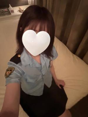 りり 23歳