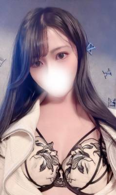 るい 22歳