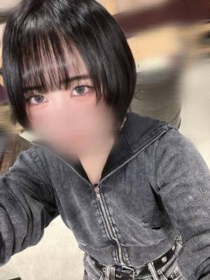 まこ 18歳