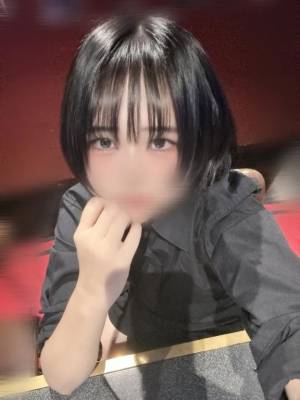 まこ 18歳