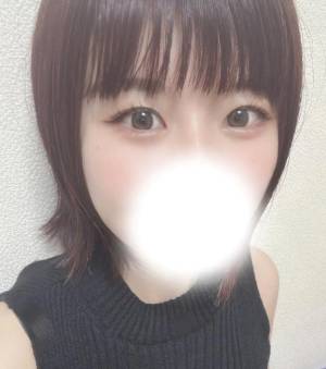 あかり 23歳