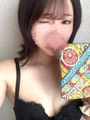みお 18歳