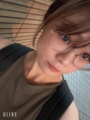 ネオン 26歳