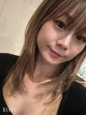 ネオン 26歳
