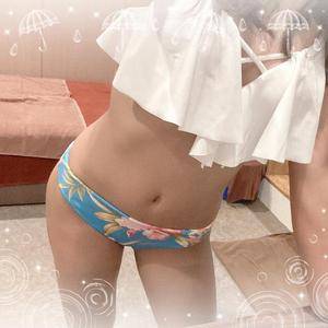 メイ 26歳