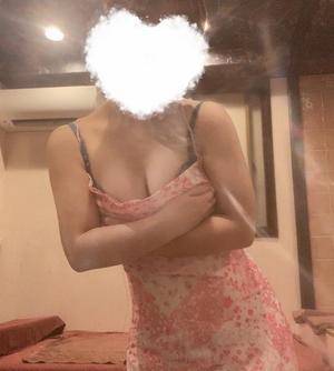 ヒナコ 23歳