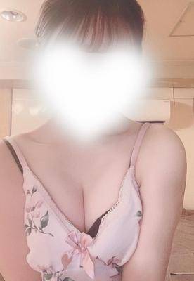 ヒナコ 23歳