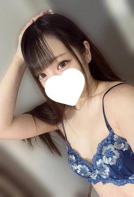 リノ 22歳