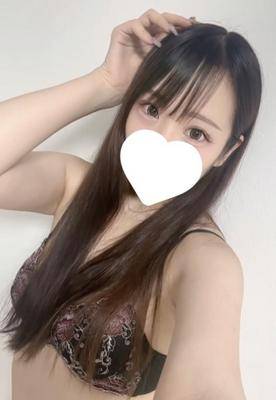 リノ 22歳