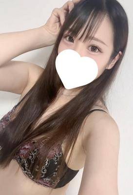 リノ 22歳