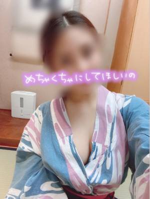 こより 31歳