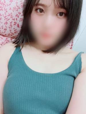 ななか 24歳