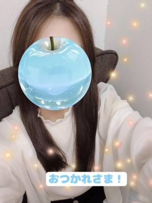 しおり 23歳