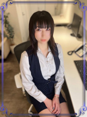 比嘉えれな 22歳