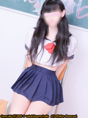 岩倉あやな 22歳