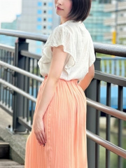 内山ひとみ 38歳