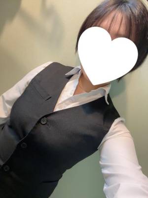 金子せり 23歳