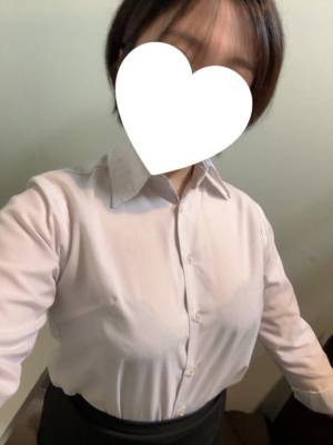 金子せり 23歳