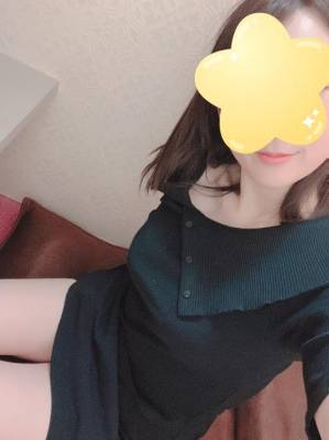 井上ななか 28歳