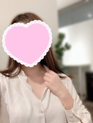 秋山りお 25歳