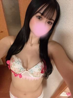 ひな 23歳