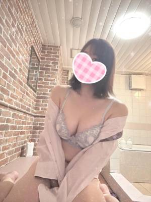 観月みき 23歳