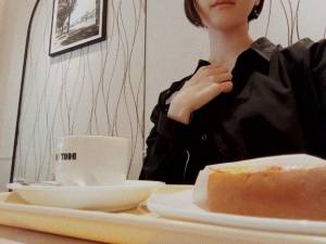 三上みお 25歳