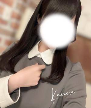 芹沢かのん 24歳