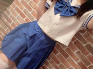 黒崎まろ 26歳