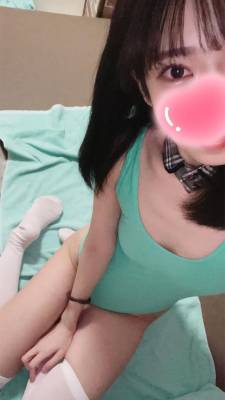 月城くり 25歳