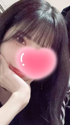 月城くり 25歳