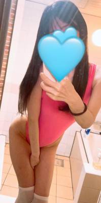 月城くり 25歳