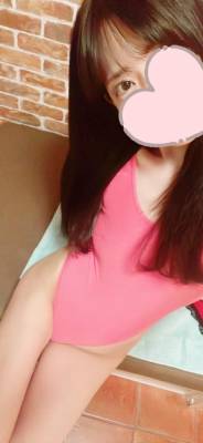 月城くり 25歳