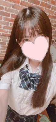 月城くり 25歳