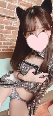 月城くり 25歳