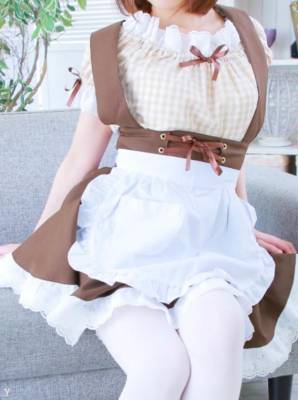 愛沢かすみ 24歳