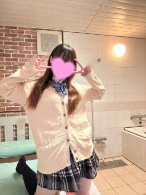 川口あやみ 21歳