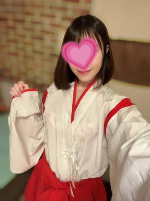 市川ひなの 20歳