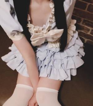 円堂あいな 24歳