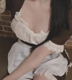 円堂あいな 24歳