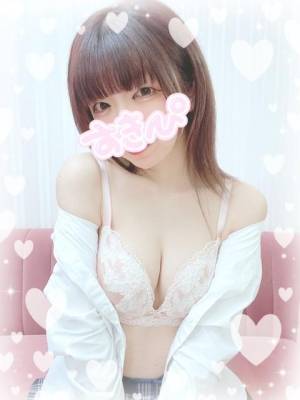 泉みこ 23歳