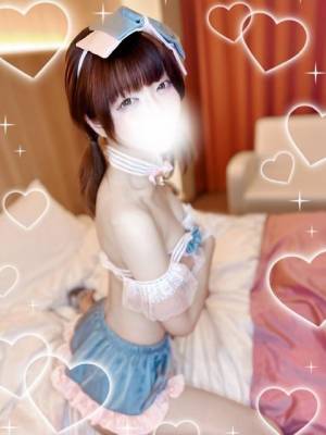 泉みこ 23歳