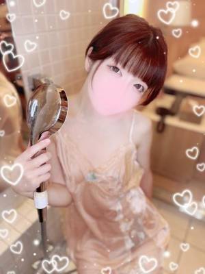泉みこ 23歳